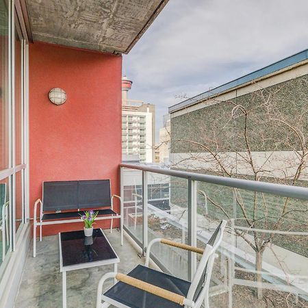 Upscale 2Br Condo - King Bed - Stunning Views Калгари Экстерьер фото